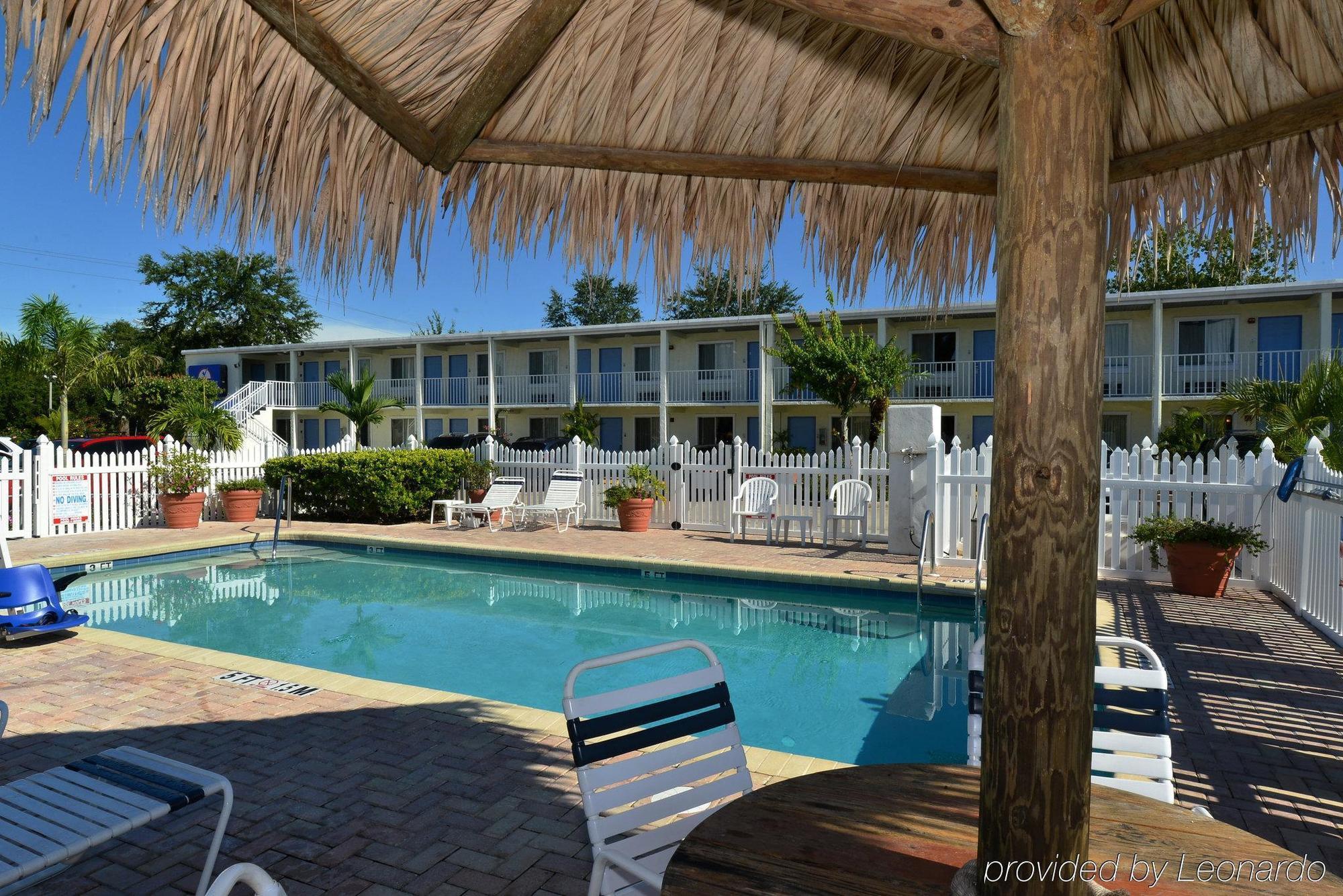 Americas Best Value Inn Bradenton-Sarasota Ngoại thất bức ảnh